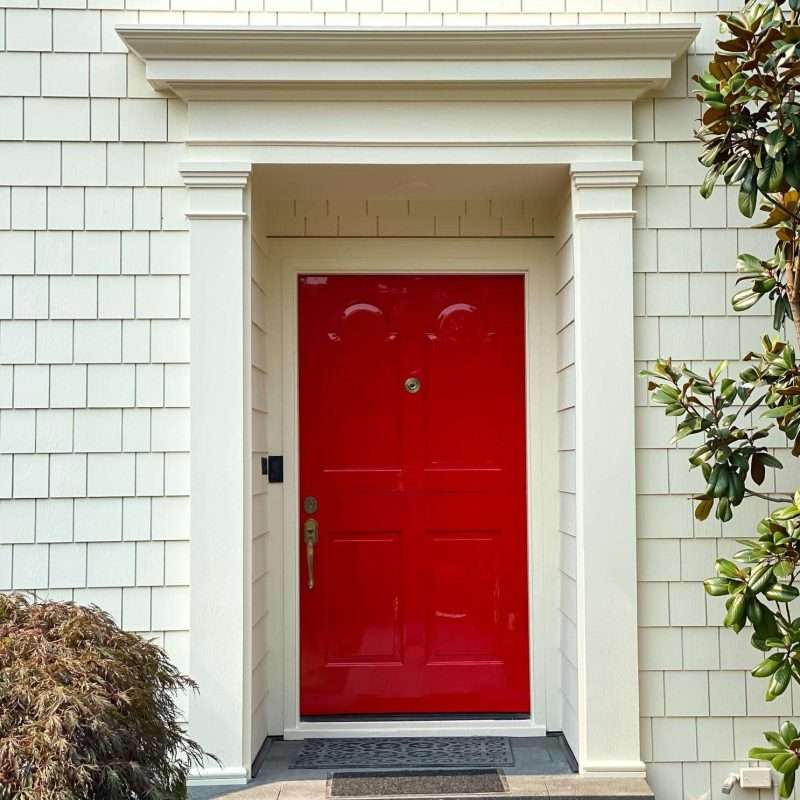Red Dutch door with high-gloss finish, painted using Hollandlac98 from Fine Paints of Europe.